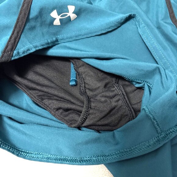 Under Armour Womens HeatGear Loose Fit Shorts M Teal/Black Polyester & Elastane - Picture 2 of 7